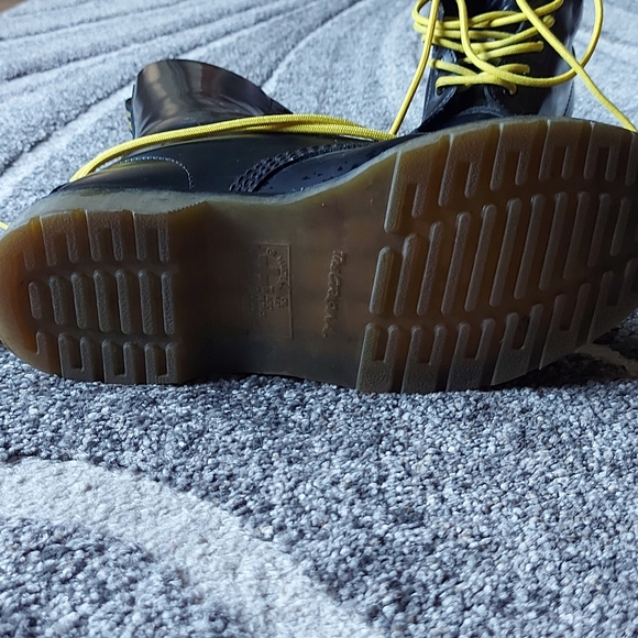 COPY - Dr. Martens 1914 14 Eye Boots w/ Yellow Laces - Picture 4 of 8